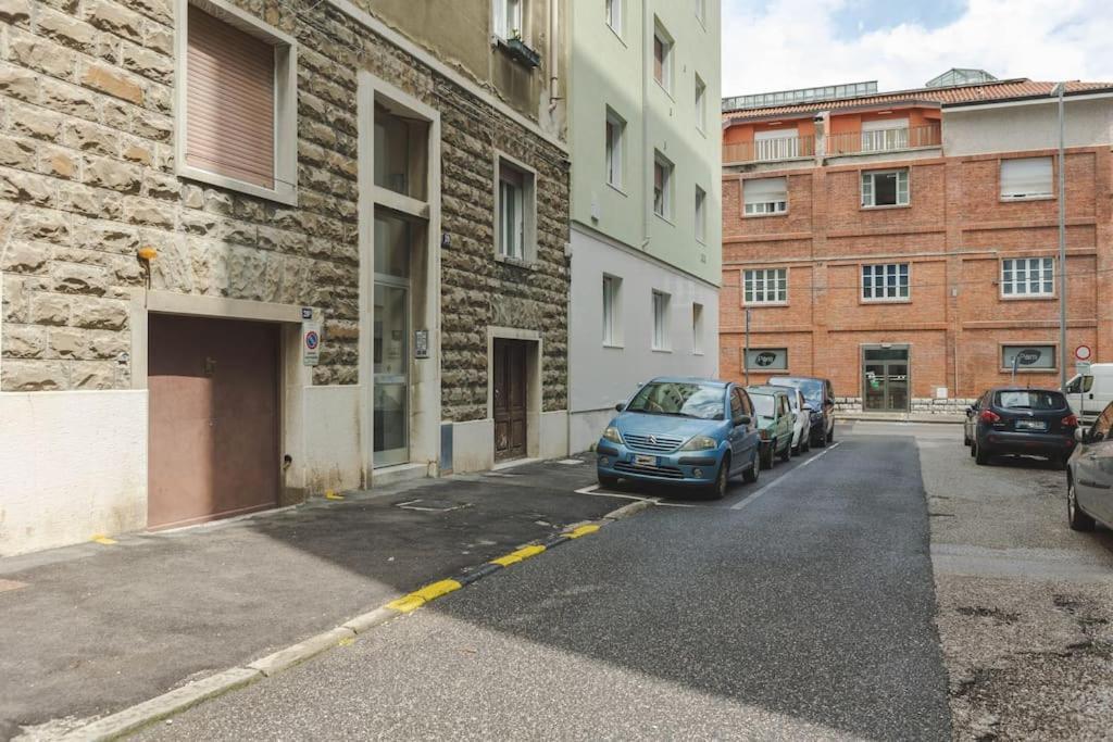 10 Minuti Dal Mare E Dalla Stazione - Relaxhouse Appartamento